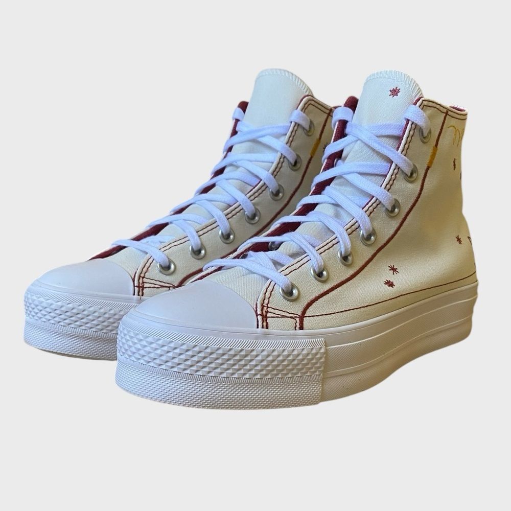 NWT Converse Chuck Taylor All Star Lift Platform Western Stitch Women's Size 9 - Picture 2 of 16